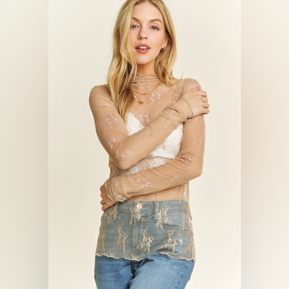 #67 Brie Floral Lace Top-Beige - Picture 2 of 3
